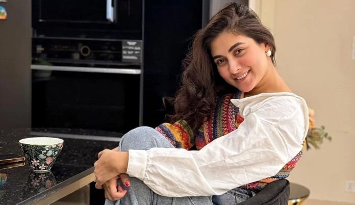 বিয়ের পিঁড়িতে বসছেন অভিনেত্রী মেহজাবীন চৌধুরী